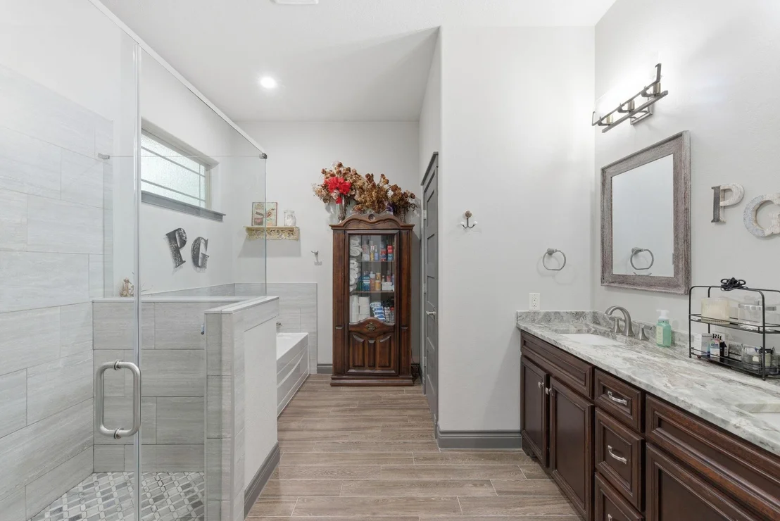 Photo of 1480 Traylor Road