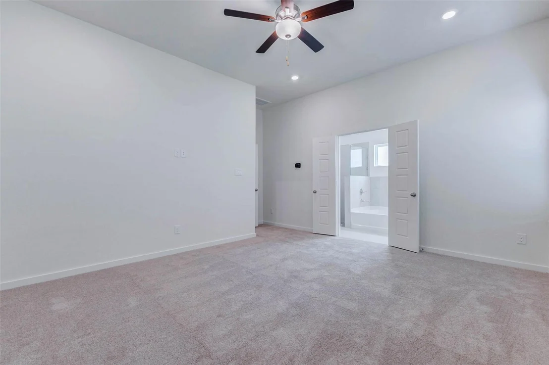 Photo of 6467 Escondido Drive
