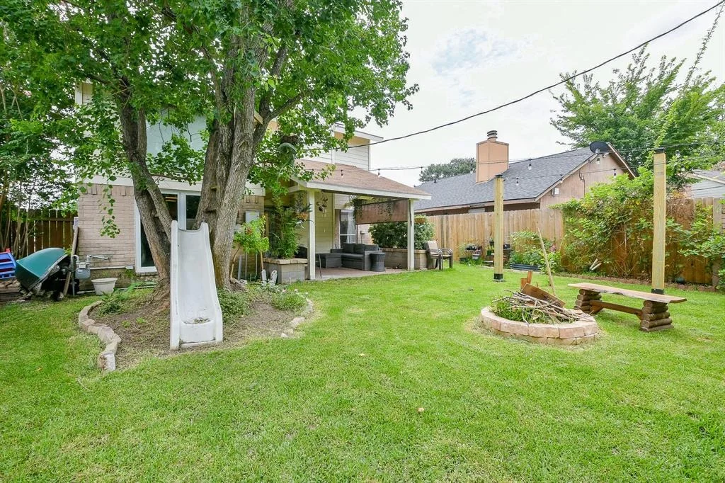 Photo of 17817 Crestline Road