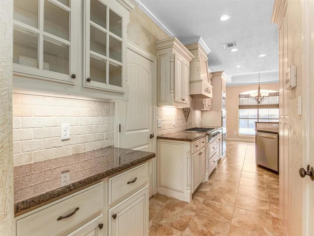 Photo of 5805 Lexington Circle