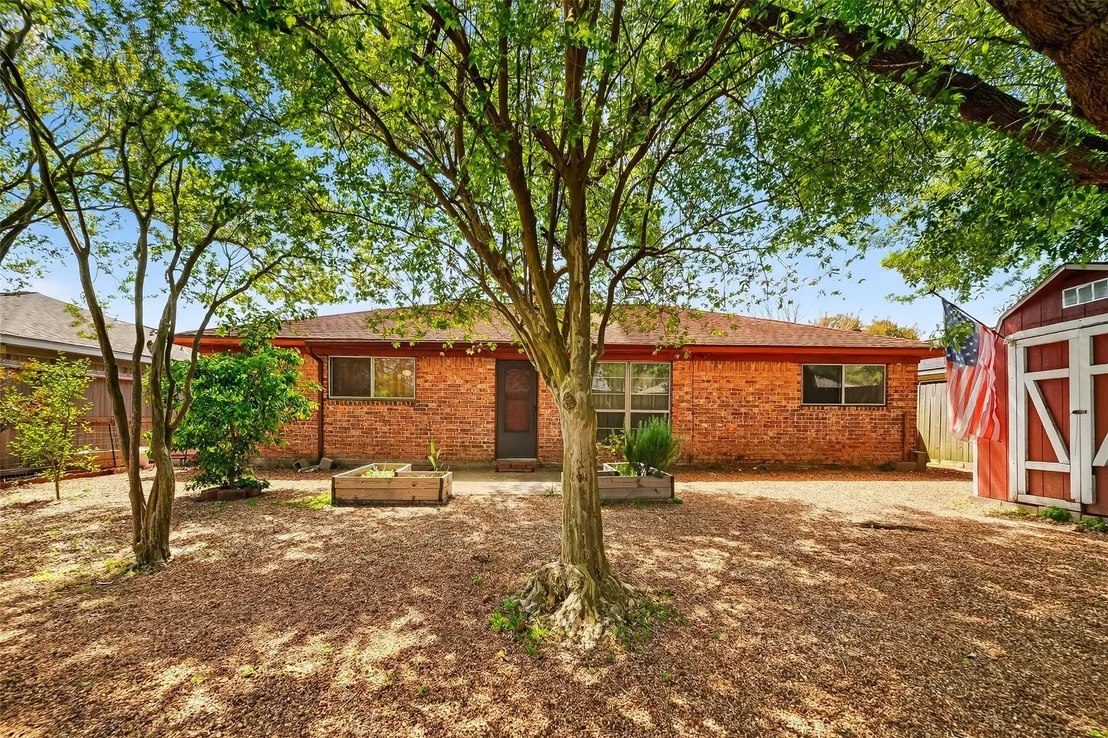 Photo of 302 Windward Drive