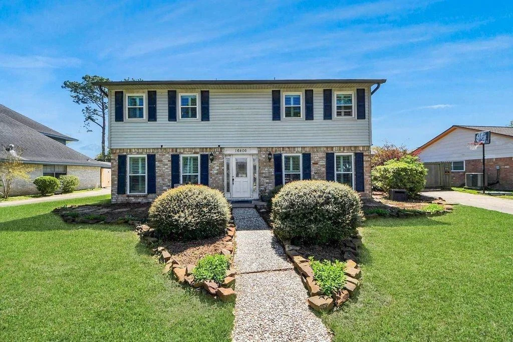 Photo of 16406 Shady Elms Drive