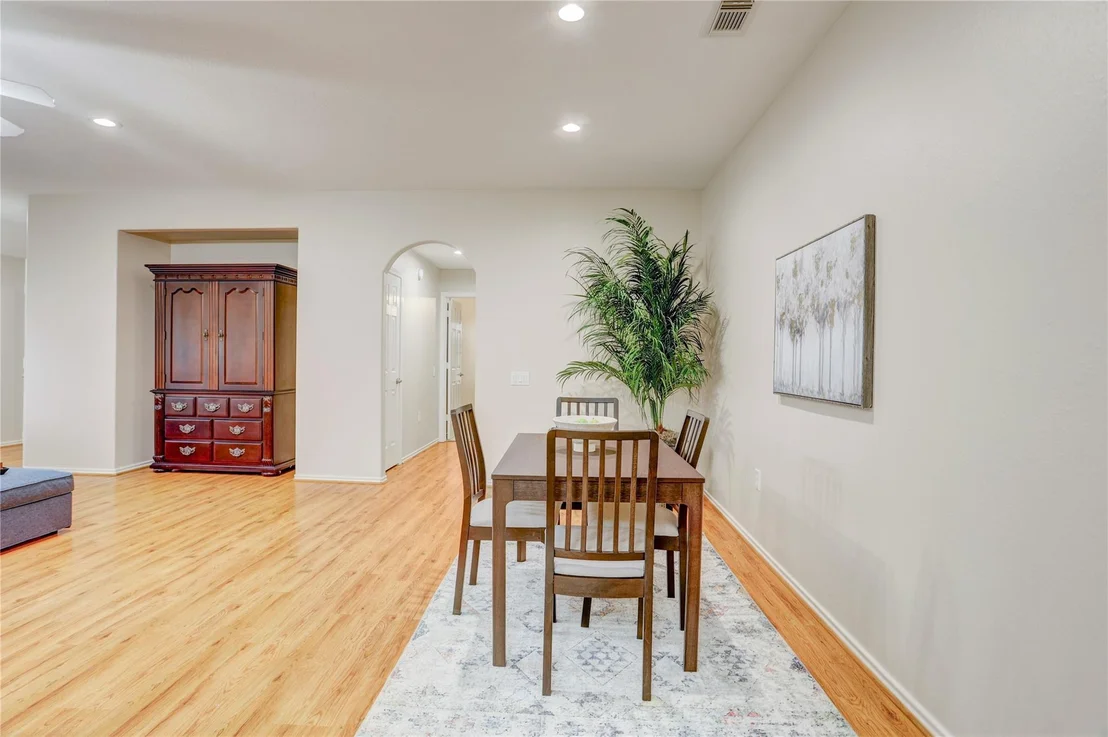 Photo of 5310 Garnetfield Lane