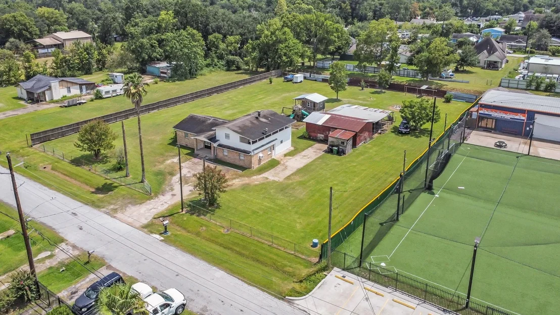 Photo of 5902 Martha Lane