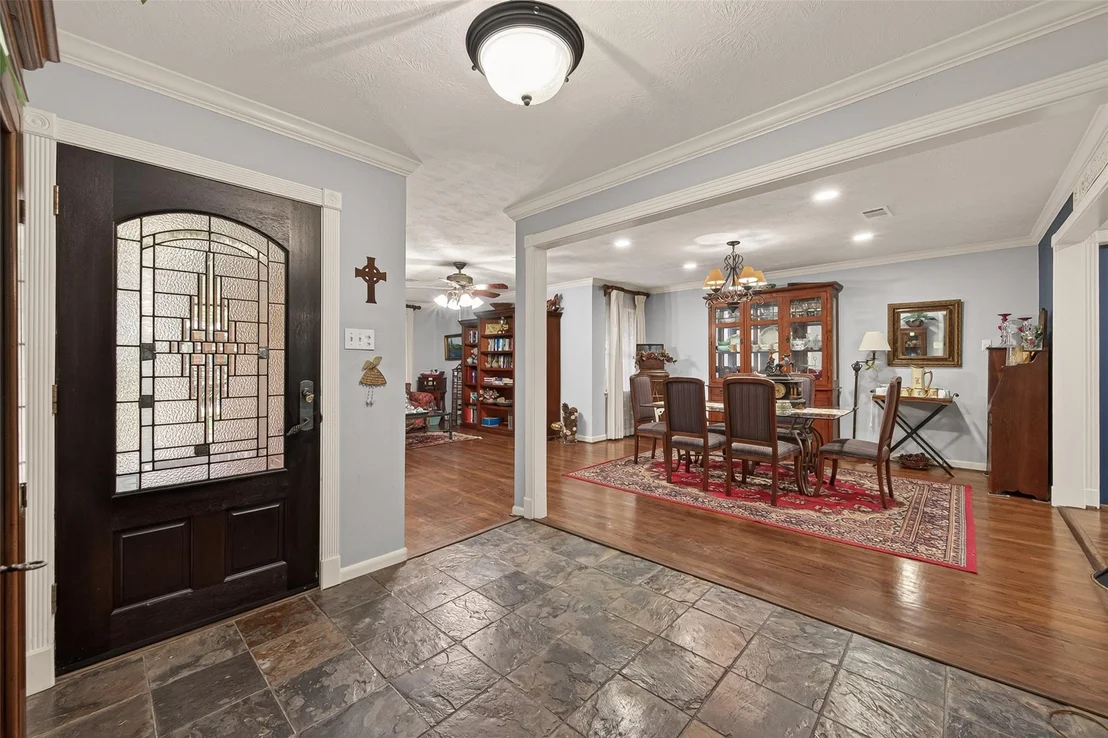Photo of 5326 Redstart Street