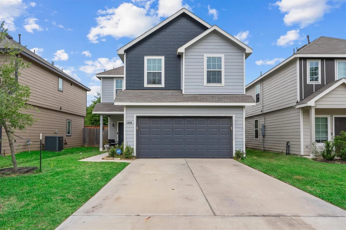 Photo of 1325 Mount Bassie Trail