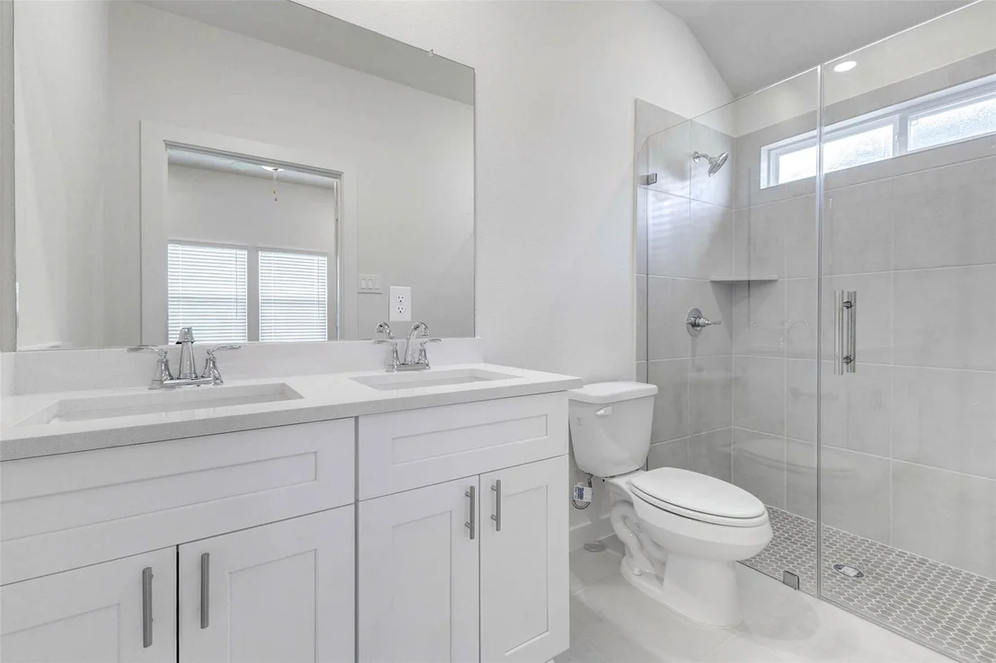 Photo of 6475 Escondido Drive