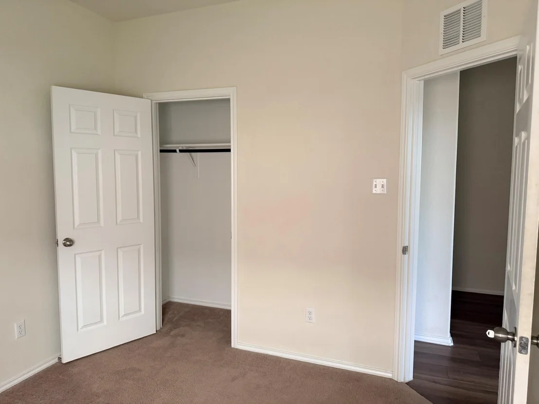 Photo of 1829 T H Johnson Drive