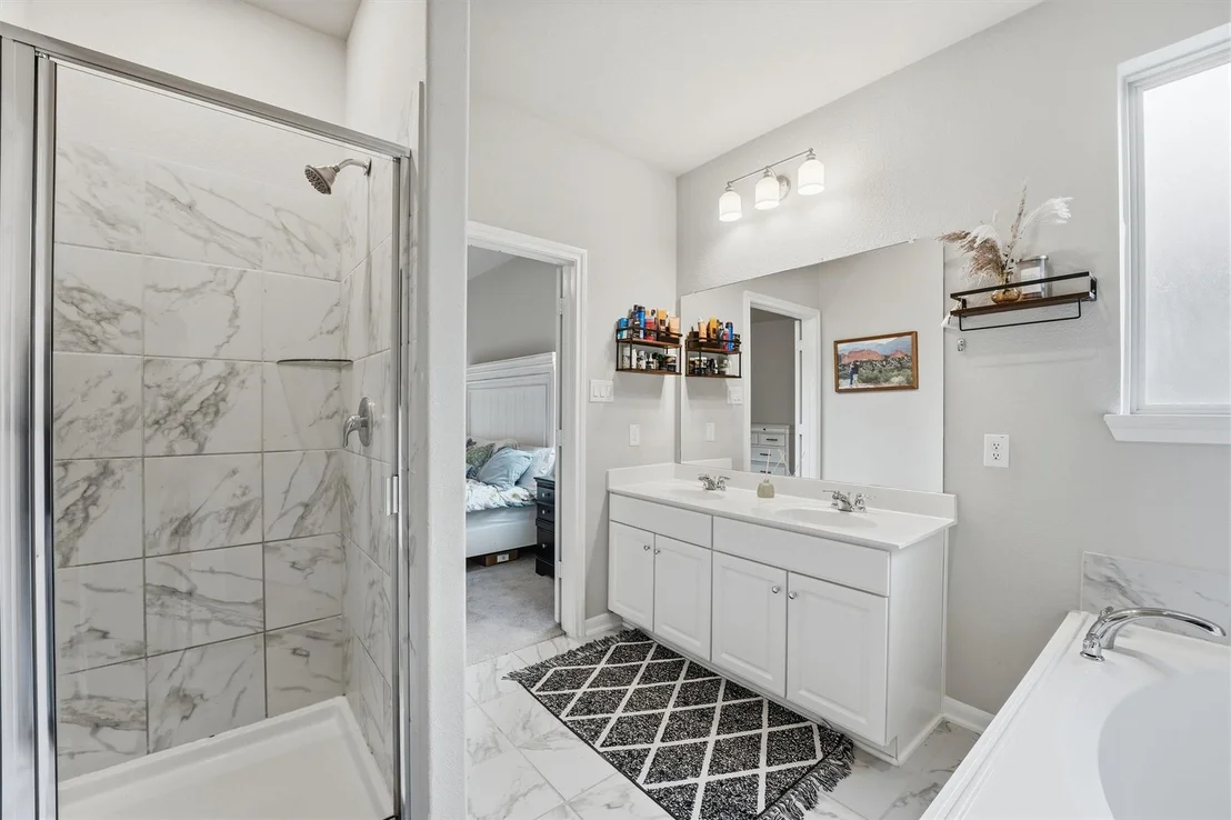 Photo of 2130 Shellbark Way