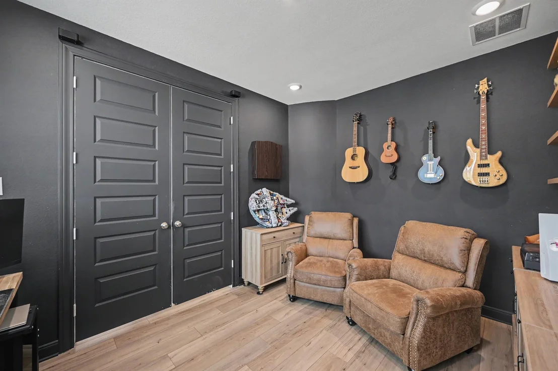 Photo of 17607 Harper's Way