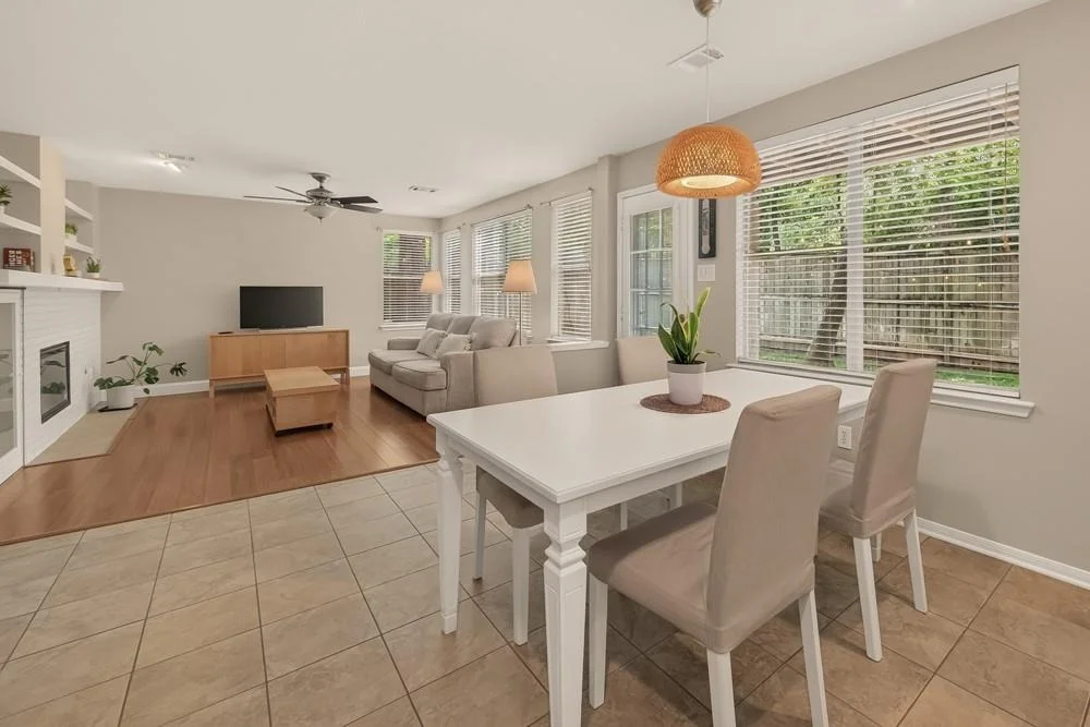 Photo of 51 E Autumn Branch Circle