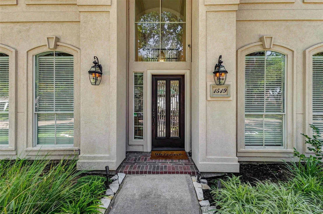 Photo of 1519 Darnley Lane