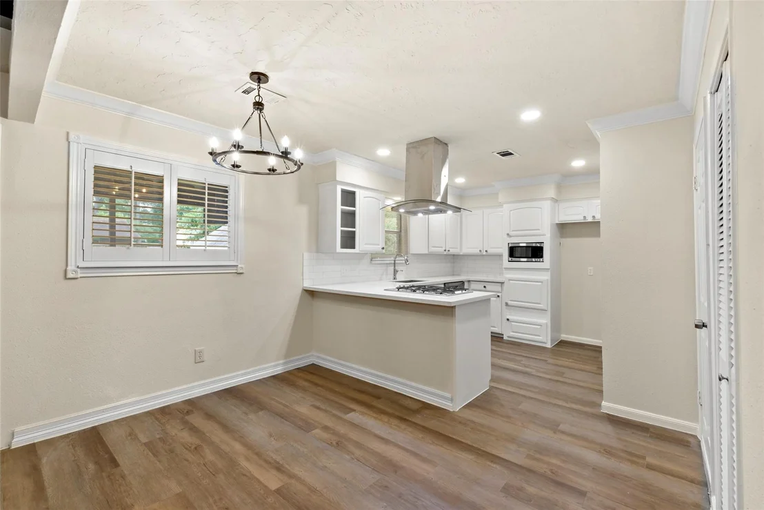 Photo of 207 Willowick Drive