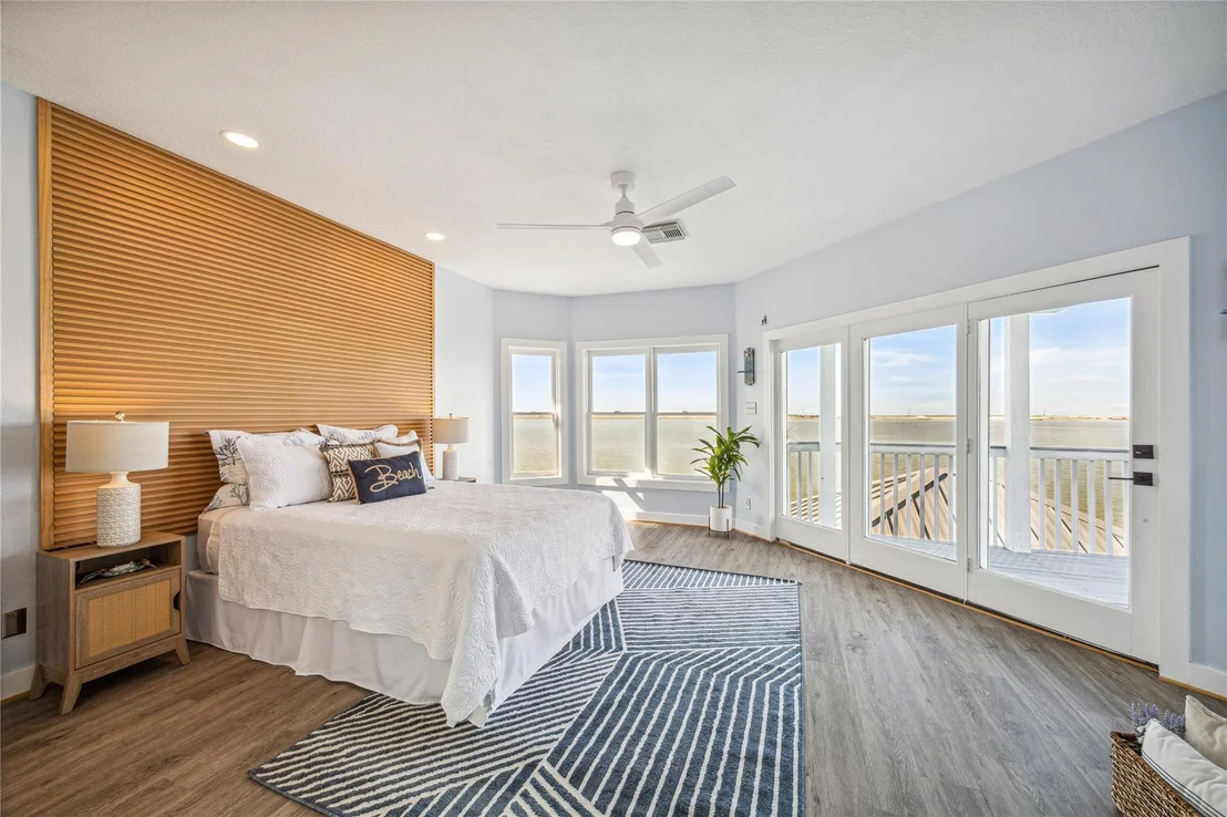 Photo of 1322 Outrigger