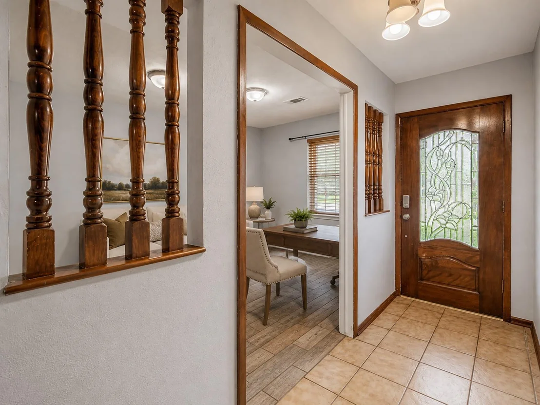 Photo of 2710 Burke Road