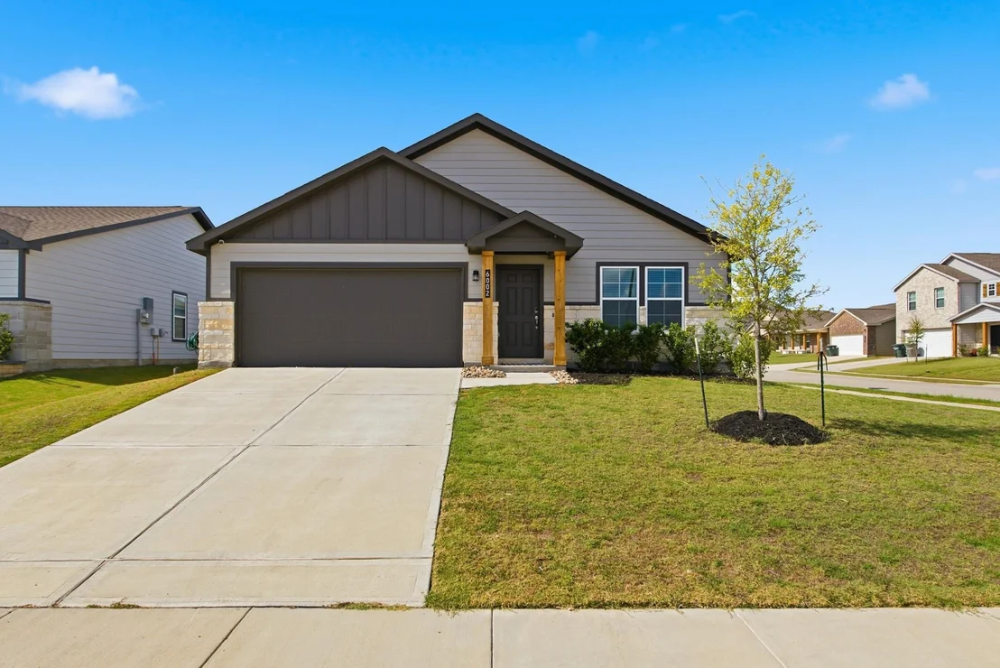 Photo of 6002 Eagle Ridge Drive