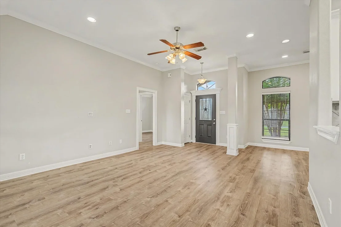 Photo of 1015 Cardinal Drive
