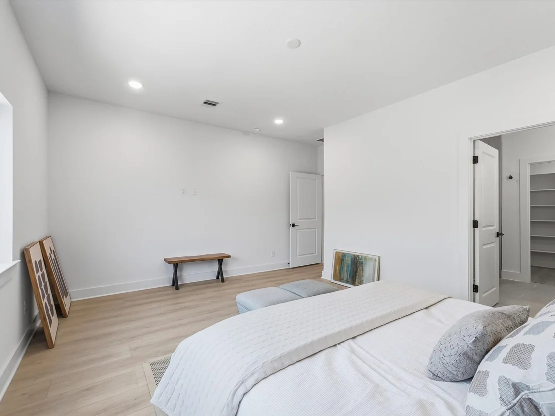 Photo of 1014 Upside Wheatley Lane
