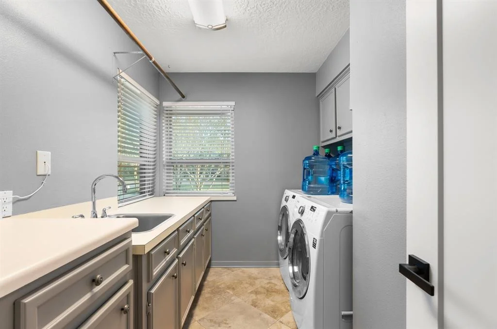 Photo of 2905 E Wildwind Circle