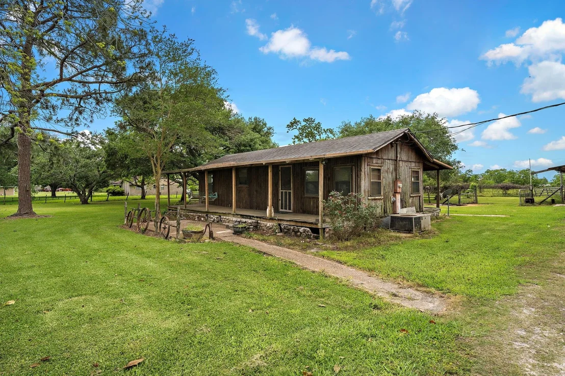 Photo of 5330 Pearson Road