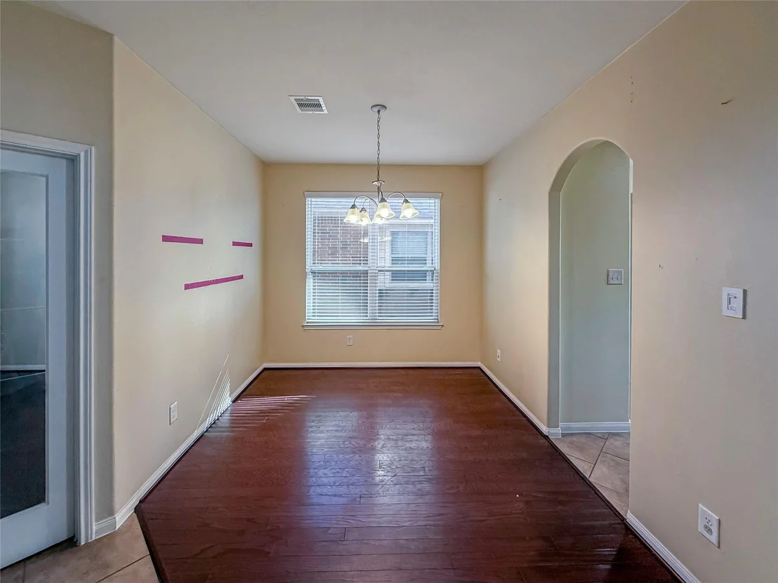 Photo of 1610 Mason Knights Drive