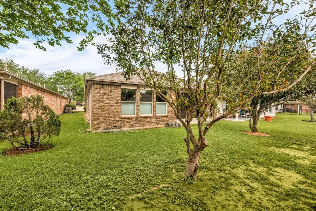 Photo of 1031 Oleander Way