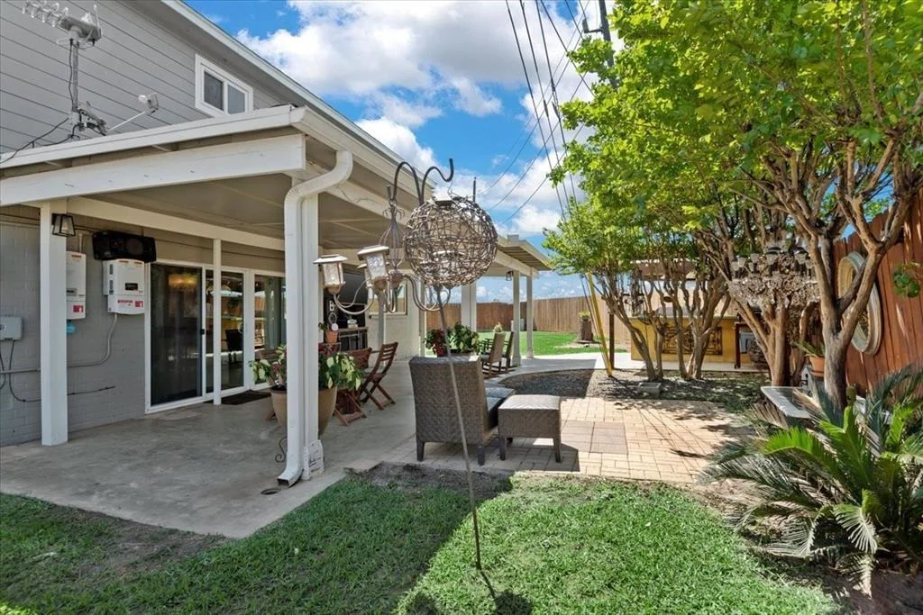 Photo of 8307 Parasol Lane