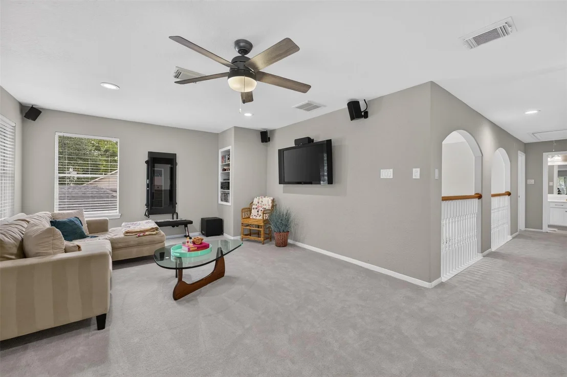 Photo of 30 Murmuring Creek Place