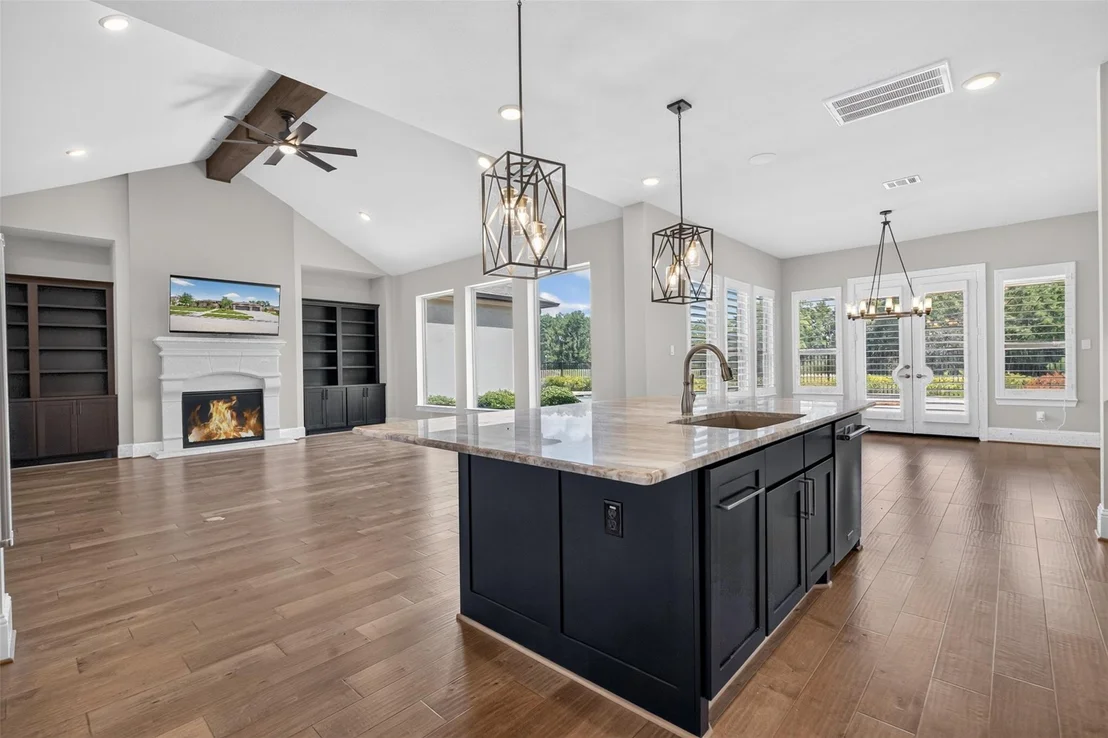 Photo of 31424 Creekside Oaks Lane
