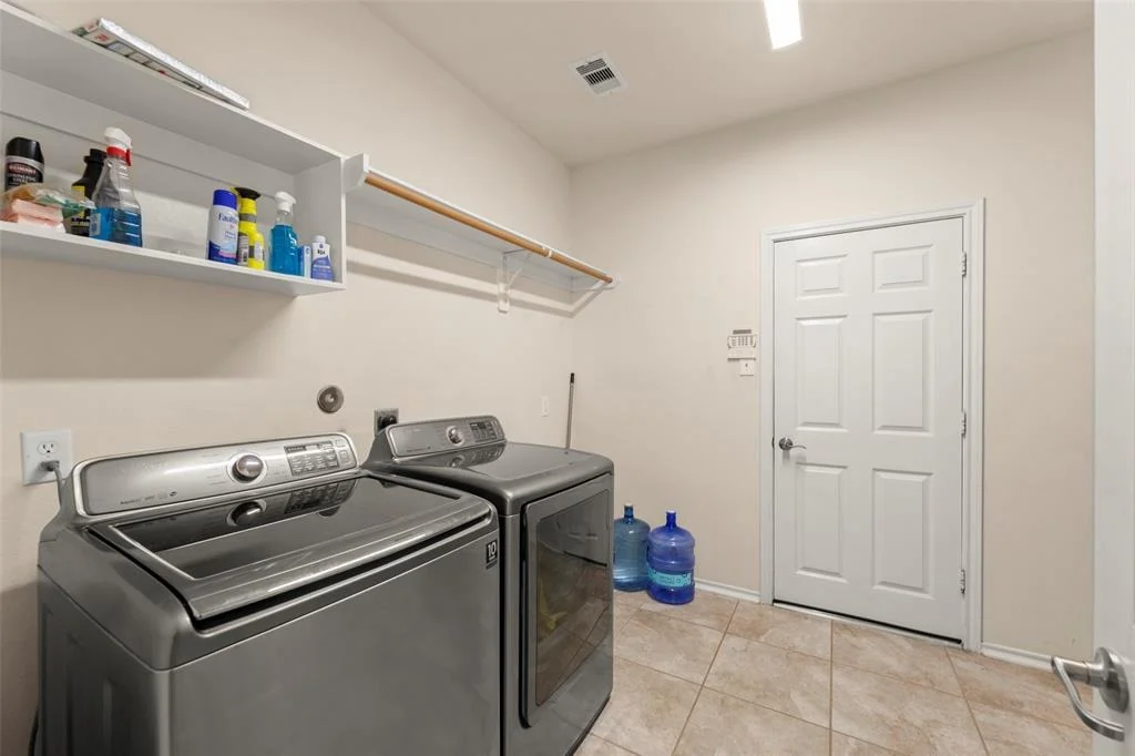 Photo of 24930 Lakecrest Manor Drive