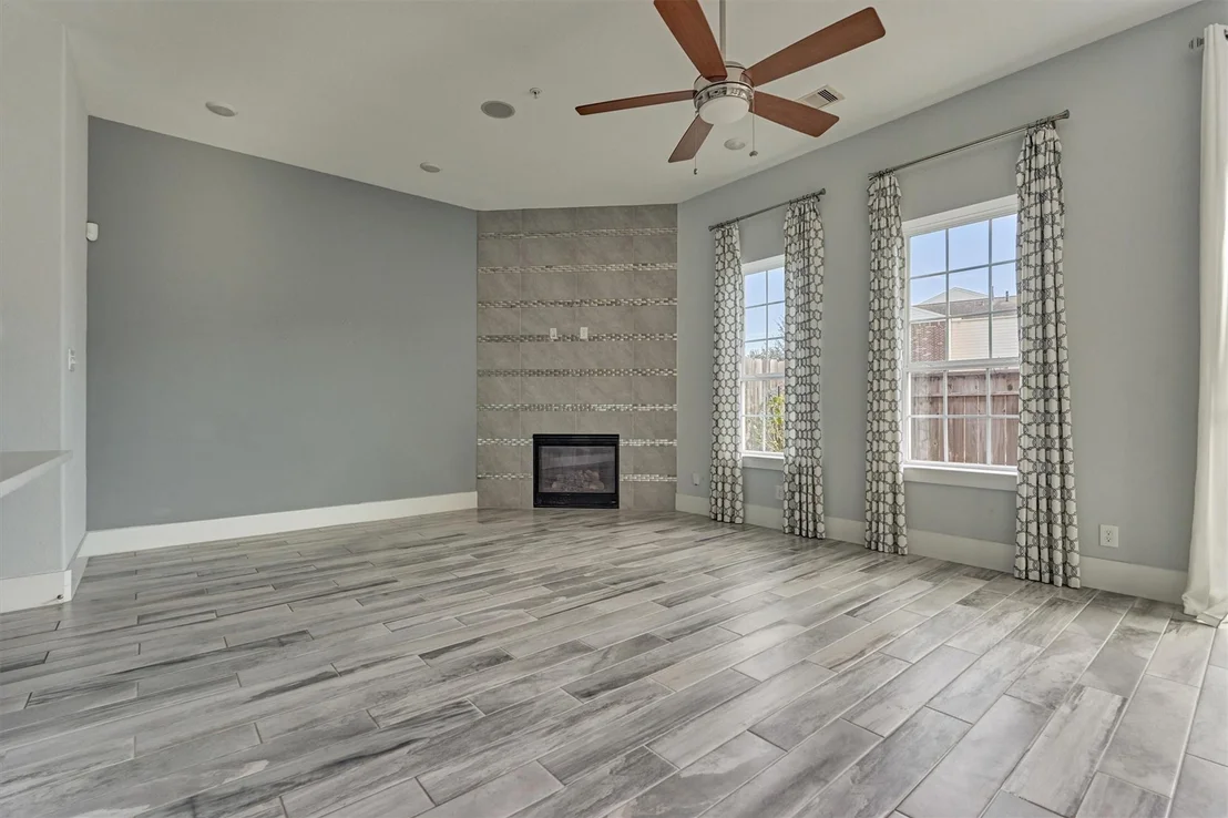 Photo of 2113 Solstice Boulevard