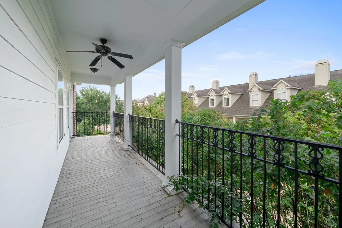 Photo of 3403 Crest Hill Lane