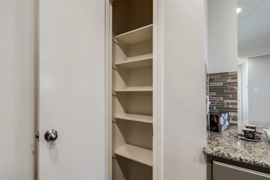 Photo of 1304 Robin Street