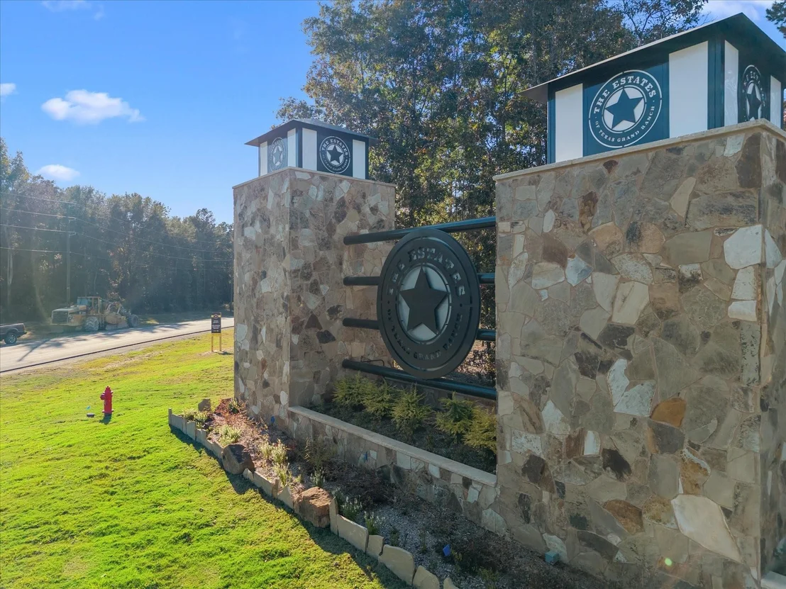 Photo of 195 Bunkhouse Road