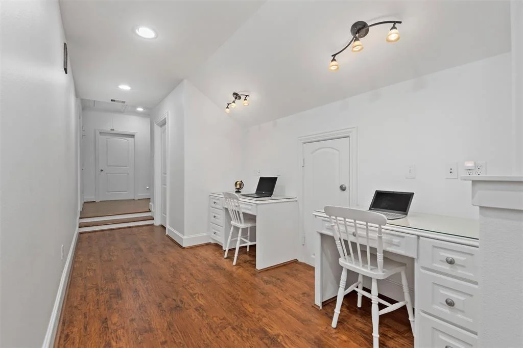 Photo of 3706 Skyoak Court