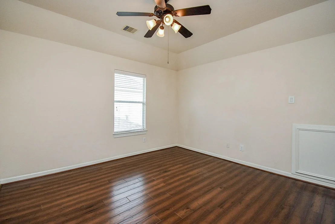 Photo of 6023 Gatewood Manor Drive