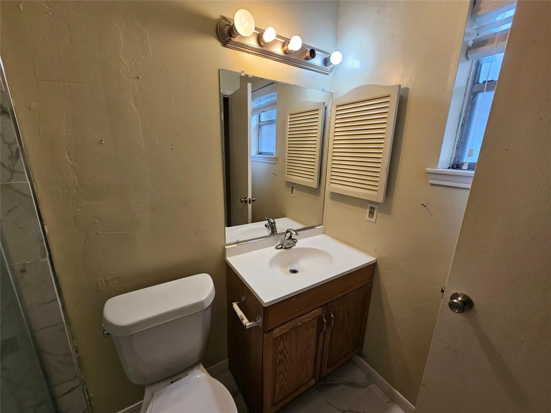 Photo of 10423 Tenneco Drive