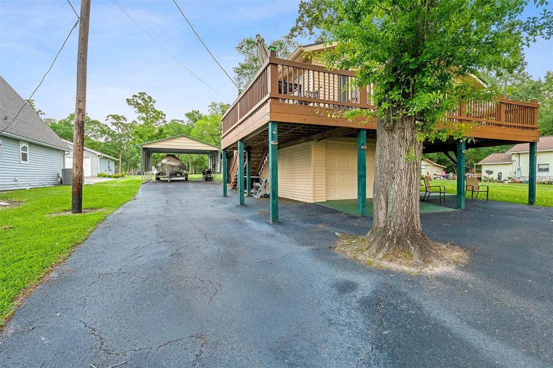 Photo of 439 Lakeview Harbor