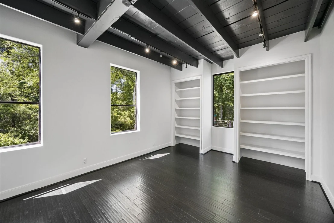 Photo of 11818 Deep Woods Drive