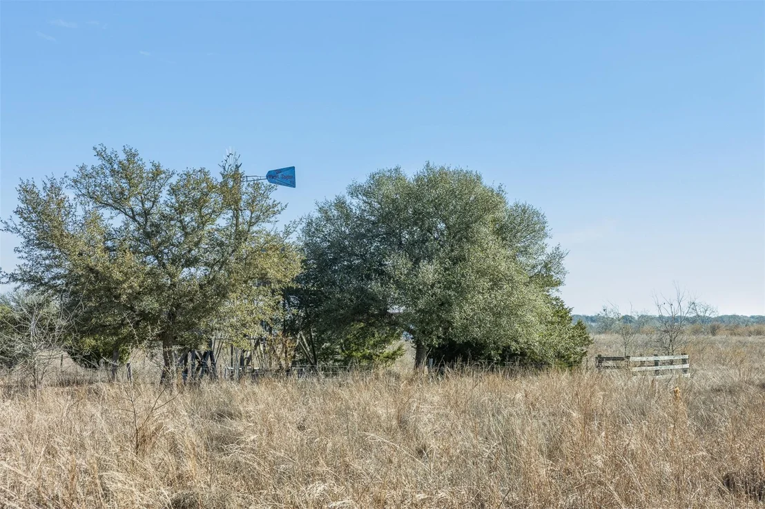 Photo of 2998 E State Highway 237