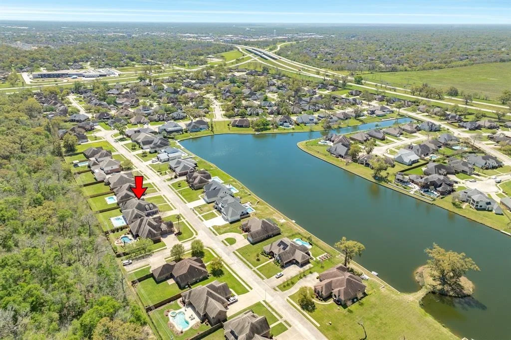 Photo of 230 Arrowhead Drive
