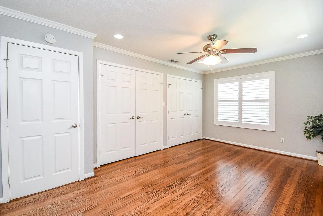 Photo of 1631 Chantilly Lane