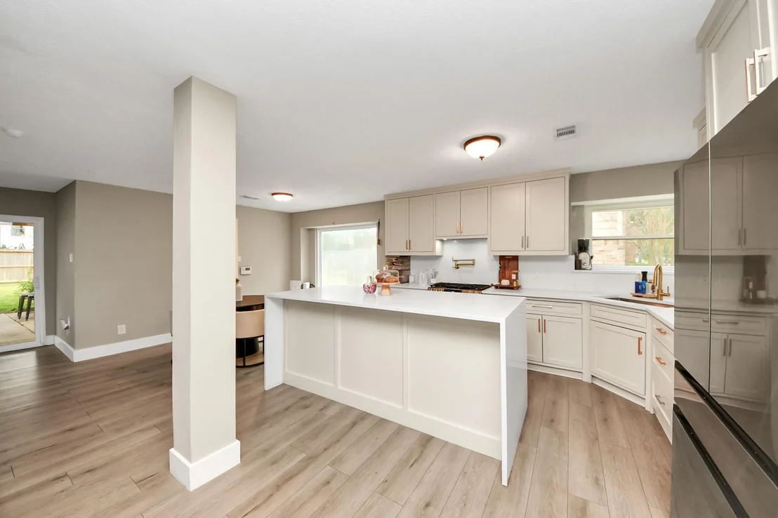 Photo of 5511 Lacreek Lane