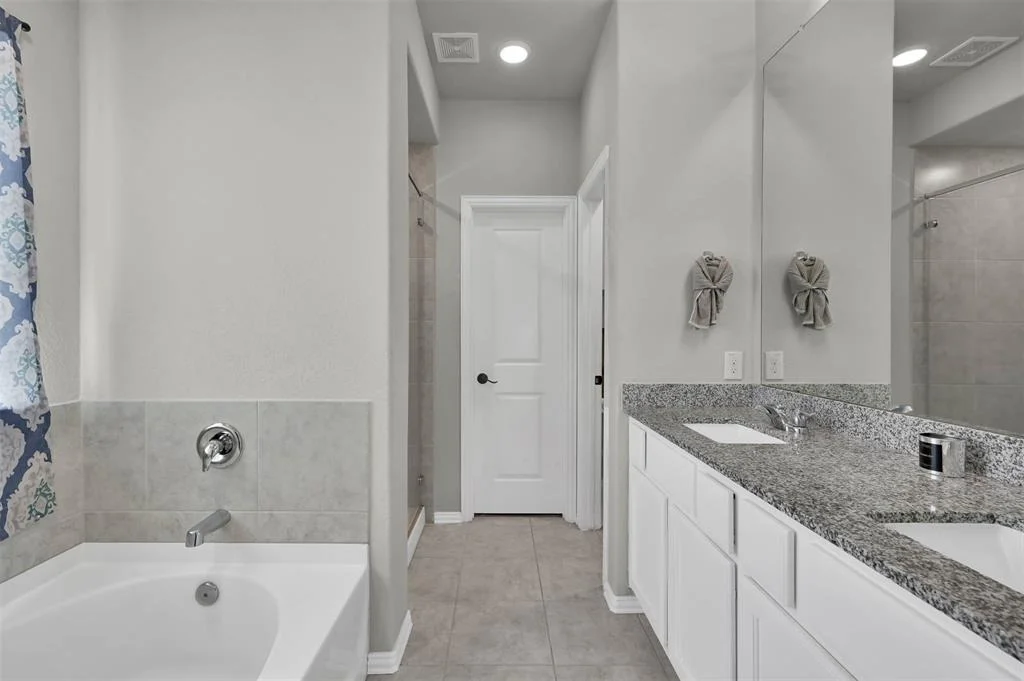 Photo of 29857 Dovetail Bluff Lane