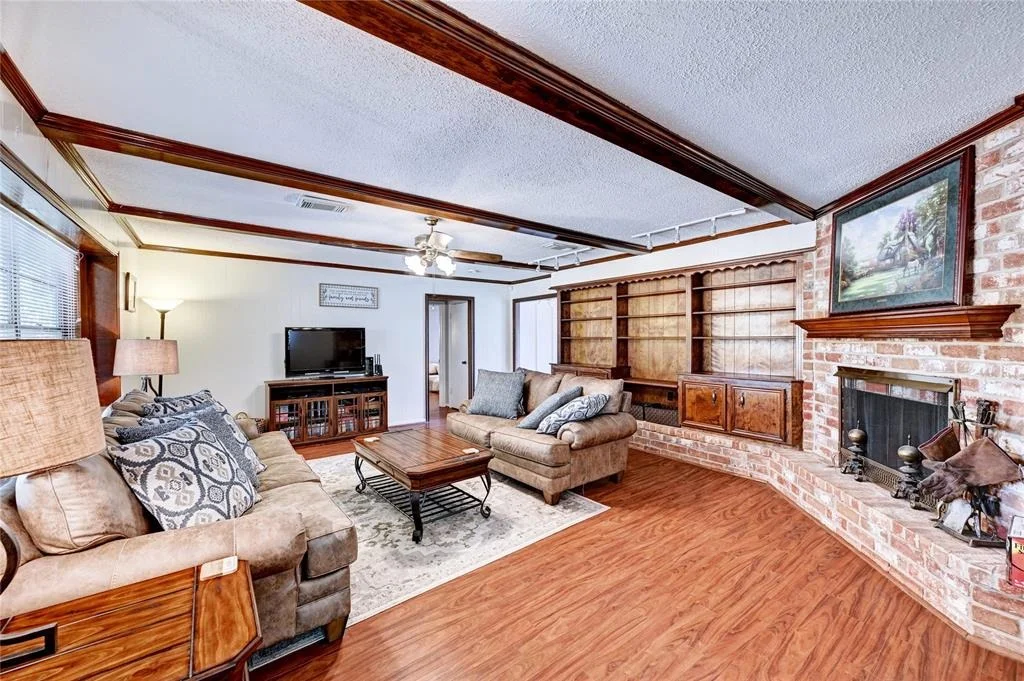 Photo of 5802 Foresthaven Drive