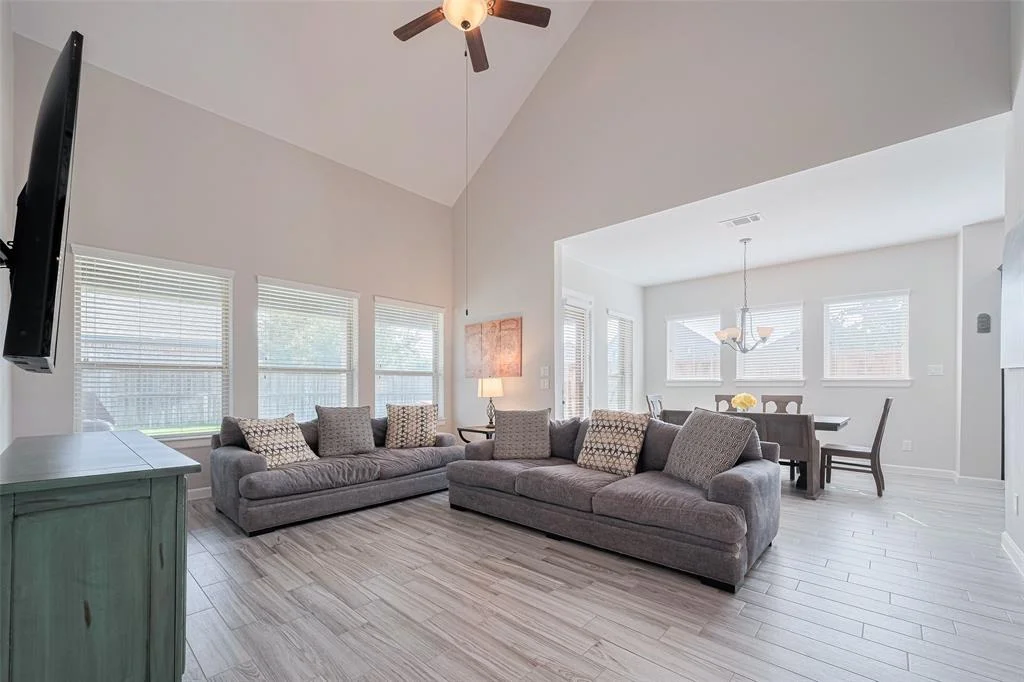 Photo of 11023 Honeysuckle Haven Drive