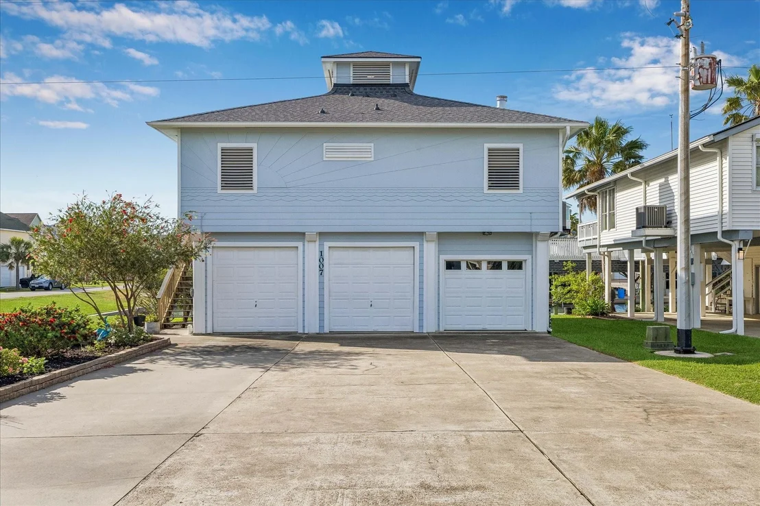 Photo of 1007 Tiki