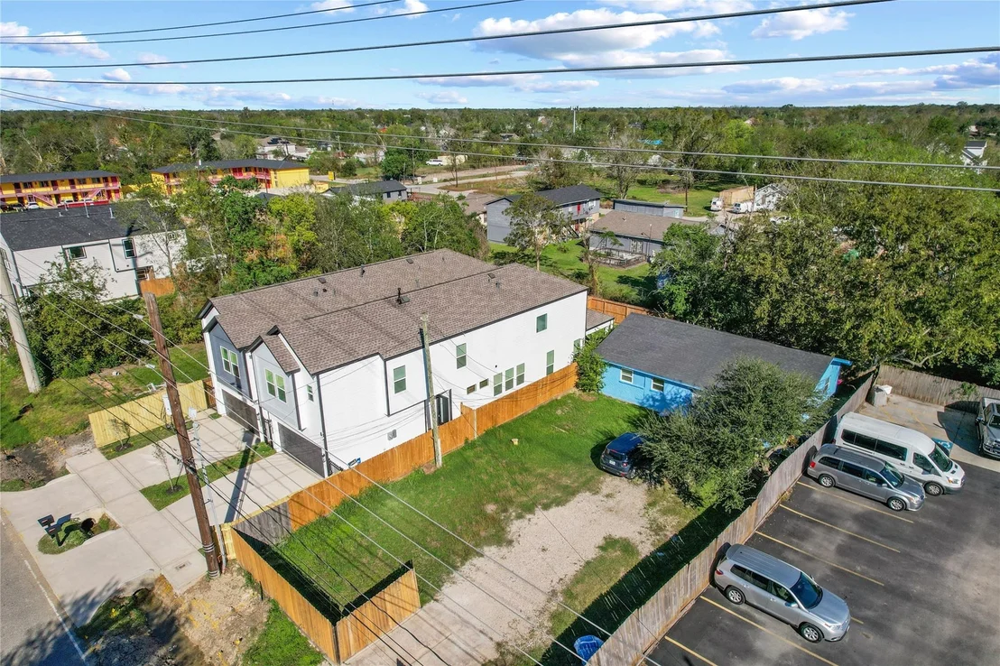 Photo of 9023 Comal Street