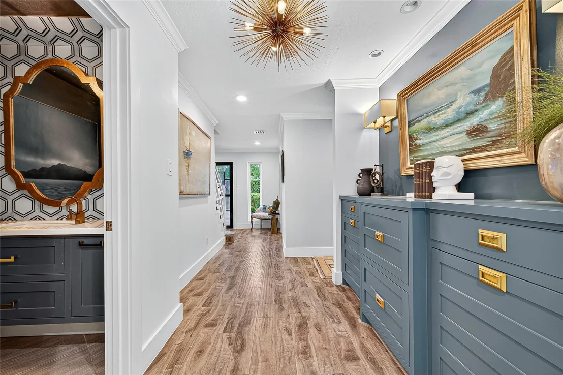 Photo of 415 Ramblewood Road
