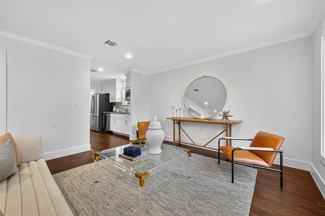 Photo of 9618 Meadowbriar Lane